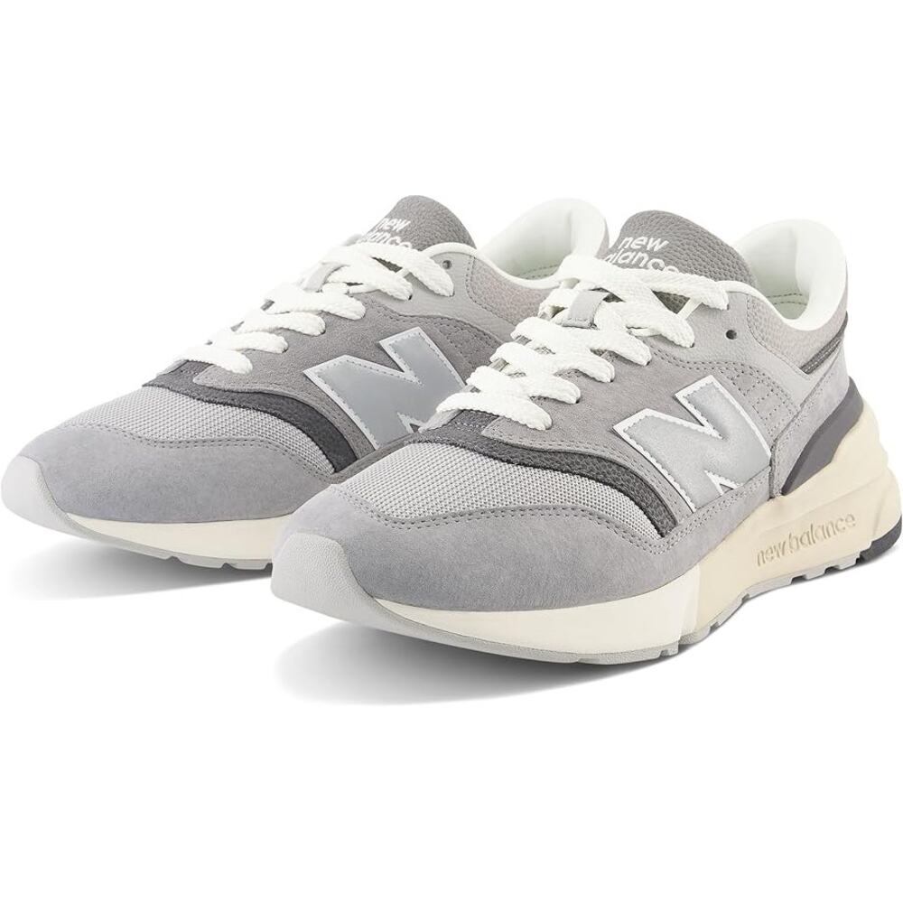 NWT New Balance Classic 997R Women's Size 7.5-Retro Style